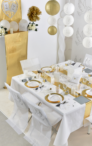 Deko-Beispiel für Tischläufer-TAUBEN: 300mm breit / 5m-Rolle.