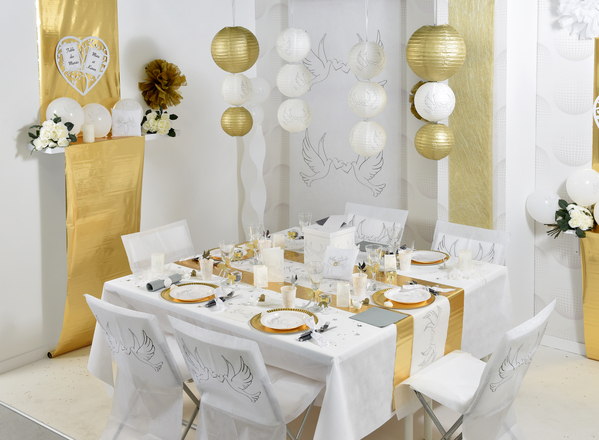 Deko-Beispiel für Tischläufer-TAUBEN: 300mm breit / 5m-Rolle.