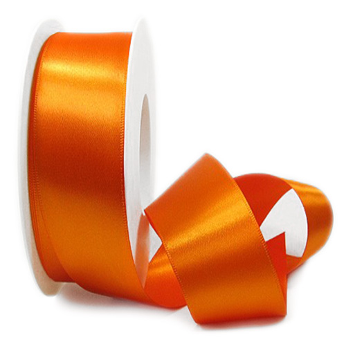 Satinband SINFINITY, orange: 38mm breit / 25m-Rolle, mit feiner Webkante.